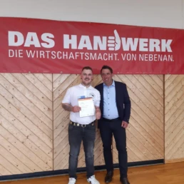 ROTH Nutzfahrzeuge - Wir gratulieren unserem Freddy zur bestanden Gesellenprüfung und heißen ihn willkommen bei uns im Stand der Gesellen. - 683060846 18090149462350859 4949300415406301880 n uai